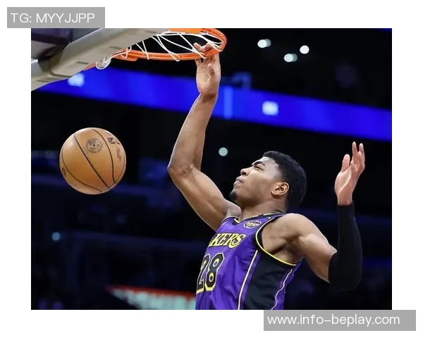 八村塁赛季首扣篮精彩瞬间回顾东契奇之前的勉强扣篮对比分析