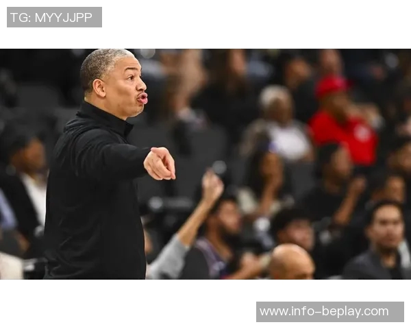 泰伦卢透露比尔因背部受伤缺席比赛原因分析 泰伦卢透露比尔因背部受伤缺席比赛原因分析